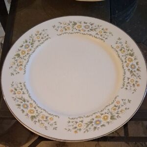 CARLTON CONCERTO 480 CHINA JAPAN PLATES